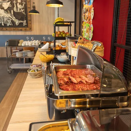 Restaurante Isape Gbc 酒店 阿卡德