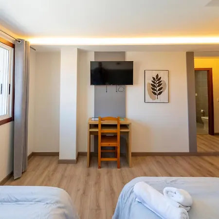 Restaurante Isape Gbc 호텔 *