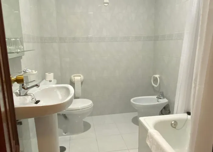 Hotel Restaurante Isape Gbc